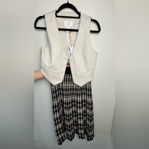 House of Harlow 1960, White Vest (new with tag) - Picture 7 of 7